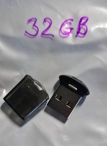 32GB USB Flash Drive small free post