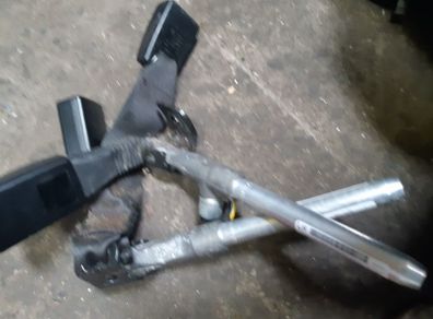 Genuine Bmw E90, E91, Rear Seat Belt Tensioners Complete Set 2005- 2010