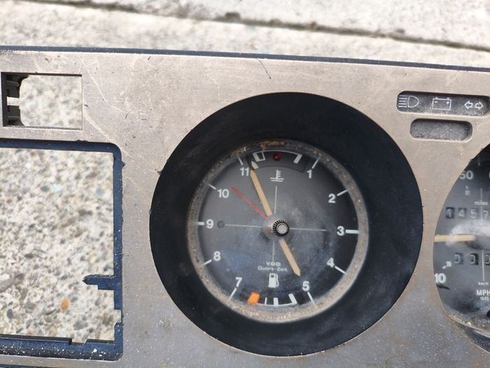 Golf Dash MK1