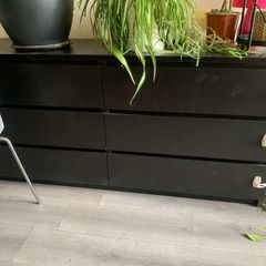 black chest of drawers