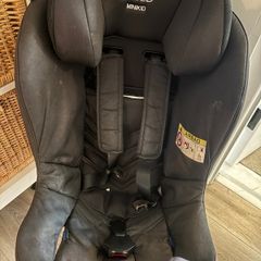 Out n about & axkid car seat