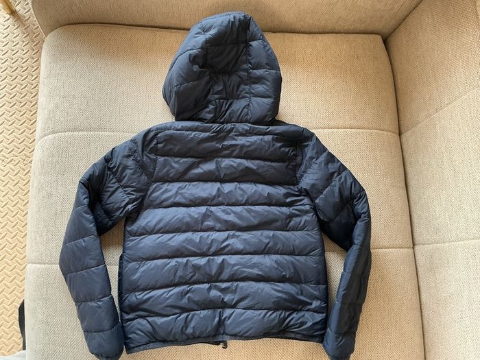 Boss down jacket 4/5yrs