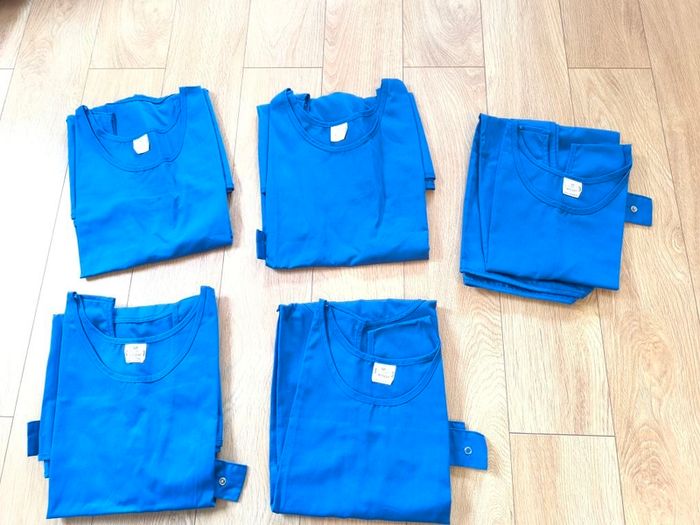 apron blue new , set of 5 aprons