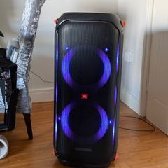 Jbl partybox 710 speaker