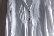 White long shirt fits size Xs s m  with pockets