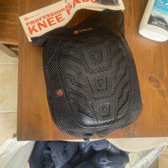 Knee pads