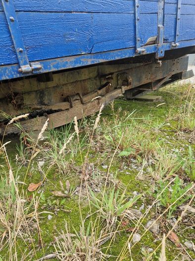 Chassis for trailer