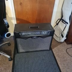 peavey vypyr100 2x12