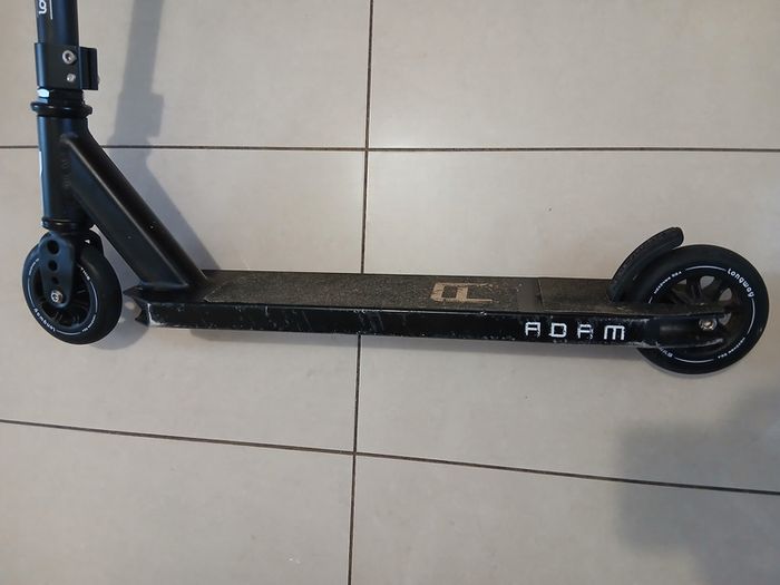 Pro Scooter + Full Protective Gear Set - Like New, Barely Used