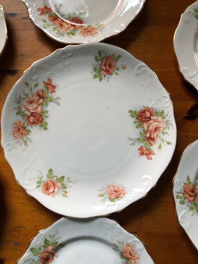19 piece china