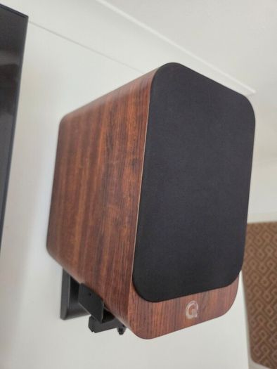 Q Acoustics 3030i