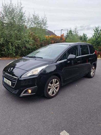 2017 Peugeot 5008