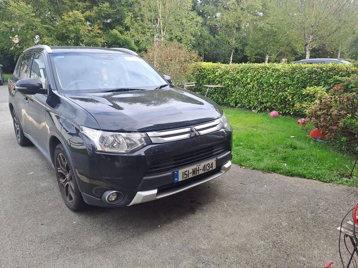 Mitsubishi Outlander 2015
