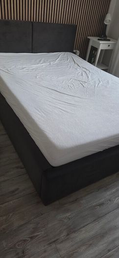bed and matress