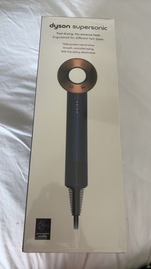 Factory sealed dyson supersonic hairdryer