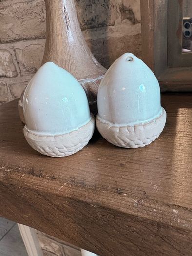 New acorn salt and pepper shakers