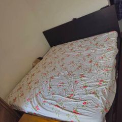 king size bed