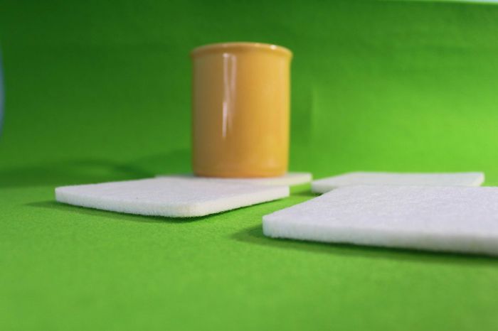 Felt Coaster Simple Shape Circle or Quadrat Felt Set of 4 NEW 6 mm felt