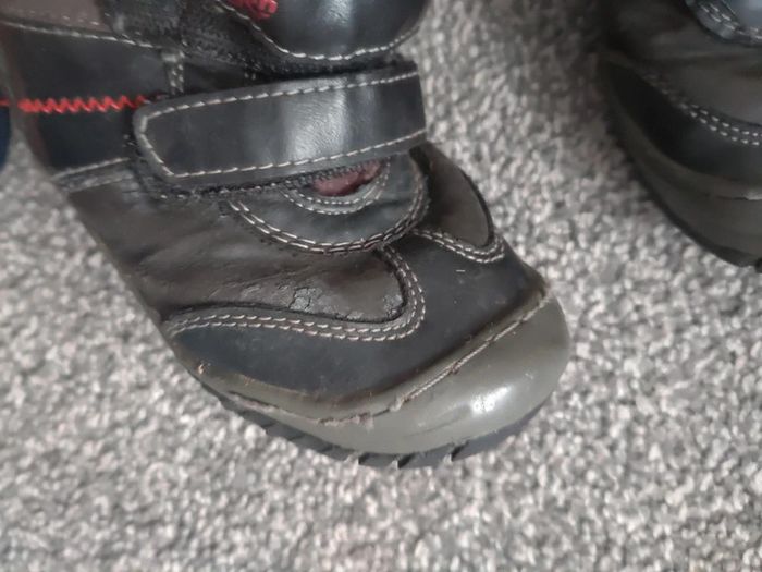 Boy size 28 winter boots leather warm