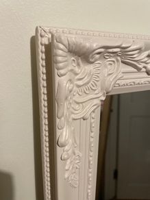 Cream mirror