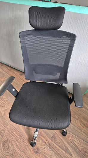 Office table