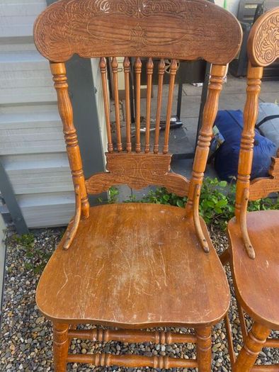 2 chairs