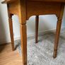 Oak dining table Image 3