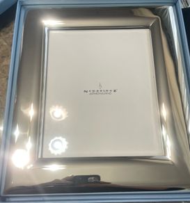 newbridge  silverware  frame