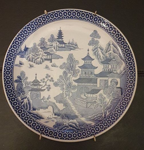 Spode Danbury Mint Decorative Plate