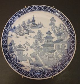 Spode Danbury Mint Decorative Plate