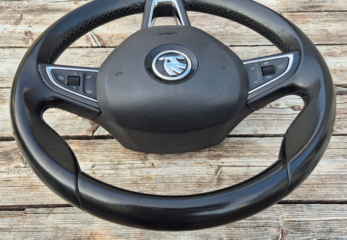 Skoda steering wheel with airback
