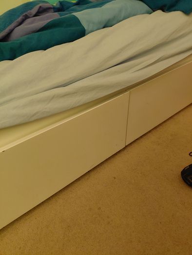 Ikea flekke day bed