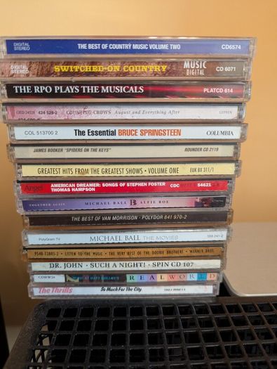 CD collection 200+ CDs pink floyd