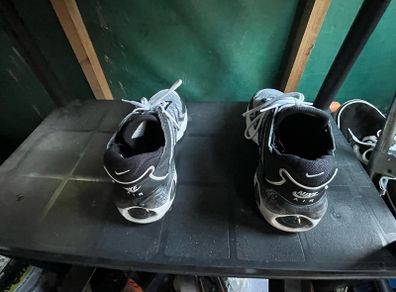 nike airmax tw size 10
