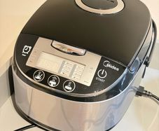 Midea 5L Rice Cooker