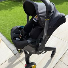 Doona i Car Seat and Stroller - Nitro Black