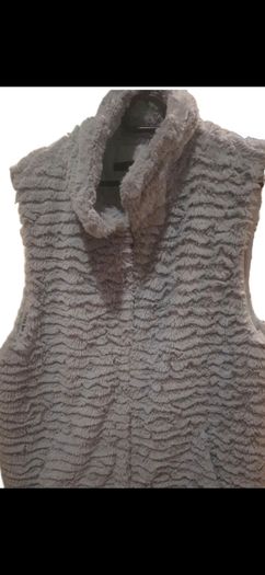 Fuzzy grey gillet, vest