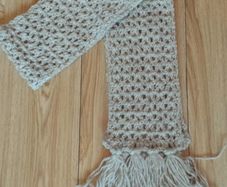 Ladies pure wool scarf