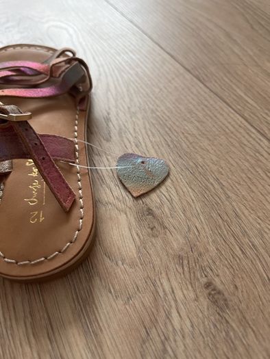 kids sandals