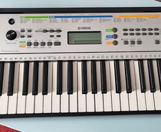 Yamaha YPT 255