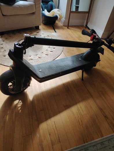 Aovo Scooter