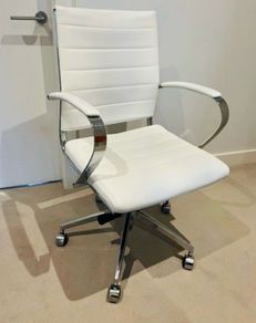 Deluxe Office Chair