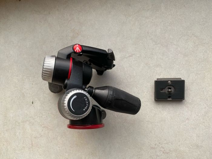 Manfrotto MHXPRO-3W 3 way geared tripod head
