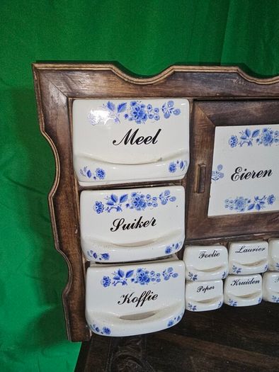 Spice wall mounted rack retro Dutch