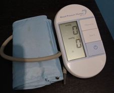 Blood pressure monitor