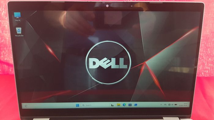 Dell Latitude 5330,2 in 1 touch screen, i7 Cpu (12th gen), 16 GB Ram, 1 TB Storage (SSD).