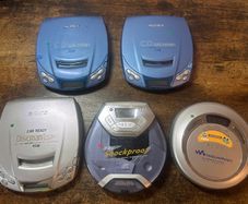 CD players Sony Philips grade B