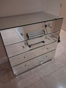mirrored chest of drawers