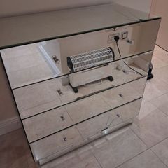 mirrored chest of drawers