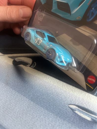 Hot wheels Premium #155 2021 Toyota Supra GR